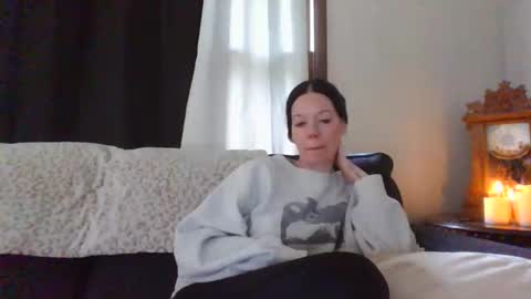 Snapshot of sidneyraee chatting on April 19, 7:49 pm Mrs. St. Patrickk online show from April 19, 7:49 pm