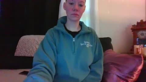 Snapshot of sidneyraee chatting on April 29, 3:27 pm Mrs. St. Patrickk online show from April 29, 3:27 pm