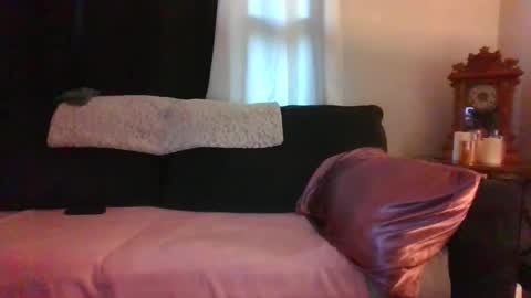 Snapshot of sidneyraee chatting on April 30, 3:51 pm Mrs. St. Patrickk online show from April 30, 3:51 pm