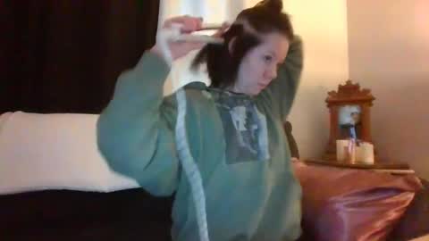 Snapshot of sidneyraee chatting on May 8, 2:55 pm Mrs. St. Patrickk online show from May 8, 2:55 pm