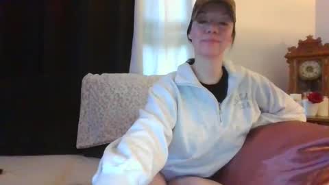 Snapshot of sidneyraee chatting on May 19, 4:13 pm Mrs. St. Patrickk online show from May 19, 4:13 pm
