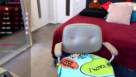 Snapshot of sidnney chatting on February 25, 5:41 am sidnney online show from February 25, 5:41 am