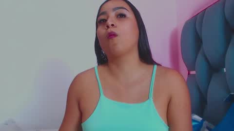 sieenasquirt online show from February 9, 2:59 am