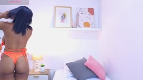 Snapshot of sienna_11 chatting on July 7, 12:20 pm sienna_11 online show from July 7, 12:20 pm