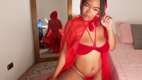 Snapshot of sienna_11 chatting on July 31, 3:11 pm sienna_11 online show from July 31, 3:11 pm