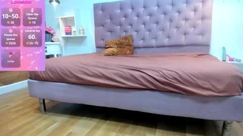 sienna_glow online show from September 20, 1:12 pm