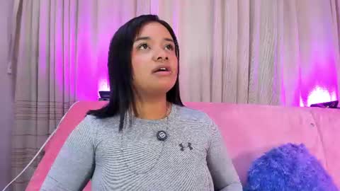 sienna_lux01 online show from June 14, 2:24 am