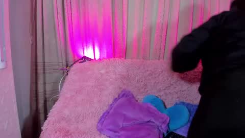 sienna_lux01 online show from June 17, 3:20 am