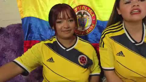 sienna_lux01 online show from July 3, 11:00 pm
