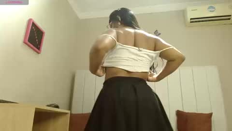Sienna online show from September 11, 2:39 pm