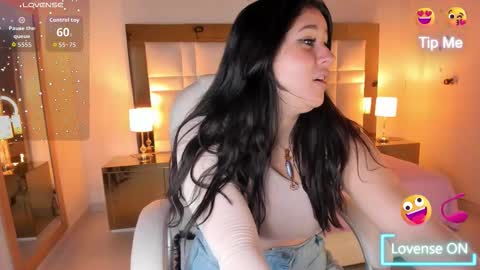 Sienna  online show from November 11, 11:32 am