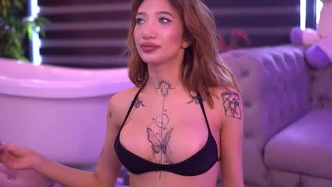 Sienna online show from September 25, 7:56 am