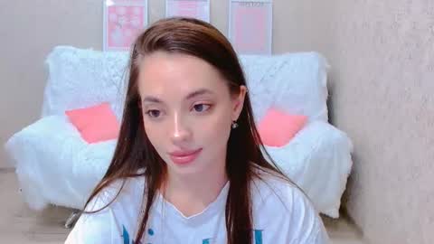 Sienna Mia online show from June 13, 2:26 pm