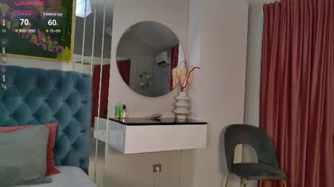 Sienna online show from July 26, 11:39 am
