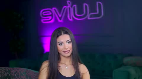 Sienna online show from November 8, 11:32 am