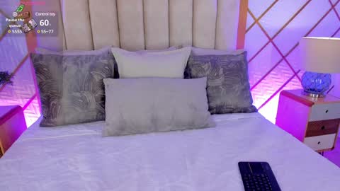    online show from December 26, 1:10 pm