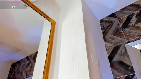    online show from September 22, 11:29 pm