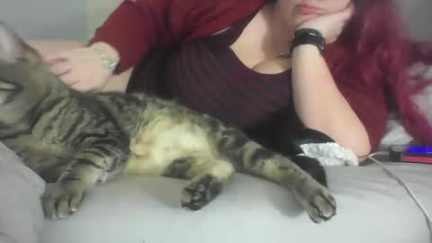 Snapshot of sifgoddess chatting on December 19, 2:07 am Lady Sif online show from December 19, 2:07 am