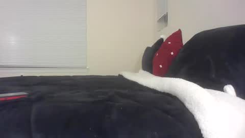 Snapshot of sifgoddess chatting on December 23, 2:31 am Lady Sif online show from December 23, 2:31 am