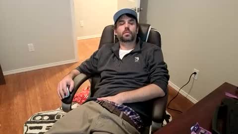 Snapshot of sigmaslayer chatting on October 1, 4:24 pm sigmaslayer online show from October 1, 4:24 pm