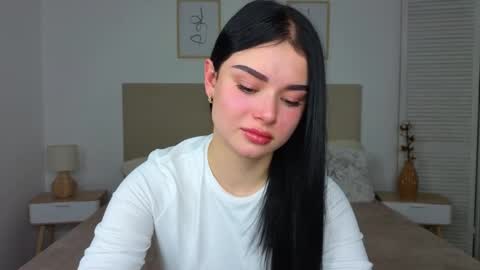  Silena online show from February 2, 2:27 pm