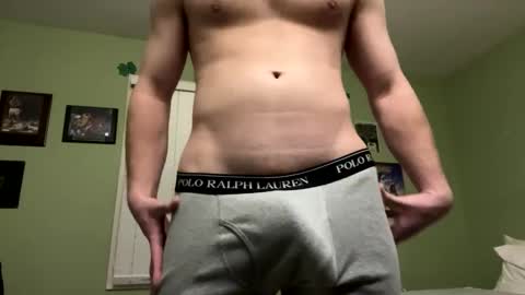 Snapshot of silentc0ck chatting on March 9, 5:11 am silentcock online show from March 9, 5:11 am