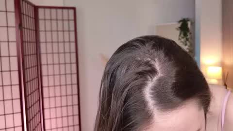 Snapshot of silentlily chatting on November 25, 9:15 pm Lily online show from November 25, 9:15 pm