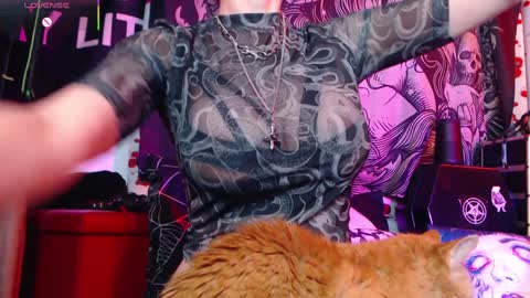 Allmylinkssilentmary666 online show from January 16, 3:49 pm