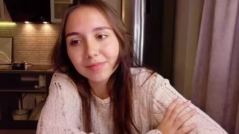 You fav Miss Si online show from September 14, 4:06 pm