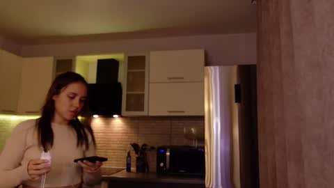 You fav Miss Si online show from September 30, 12:26 am