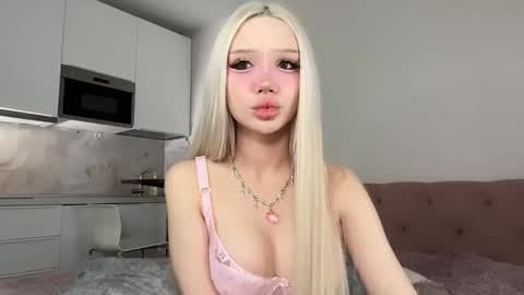 Diana  online show from October 30, 5:24 pm