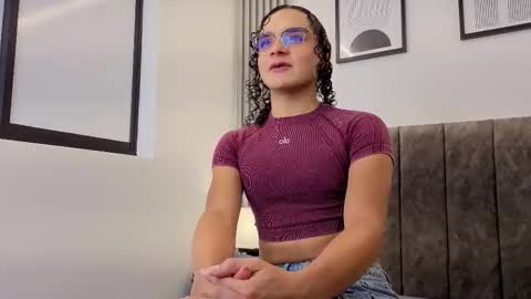 Snapshot of silk_princee chatting on March 2, 12:34 pm Silk Prince online show from March 2, 12:34 pm