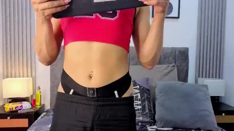 Snapshot of silk_princee chatting on March 3, 1:28 pm Silk Prince online show from March 3, 1:28 pm