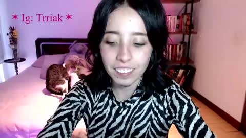 Snapshot of silkbite chatting on March 16, 10:47 pm silkbite online show from March 16, 10:47 pm