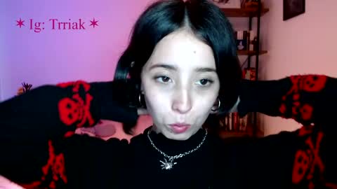 Snapshot of silkbite chatting on March 23, 10:58 pm silkbite online show from March 23, 10:58 pm