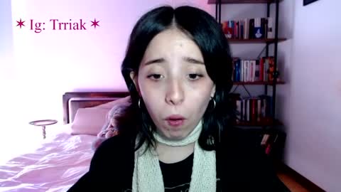 Snapshot of silkbite chatting on April 8, 10:10 pm silkbite online show from April 8, 10:10 pm