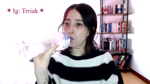 Snapshot of silkbite chatting on April 12, 9:20 pm silkbite online show from April 12, 9:20 pm