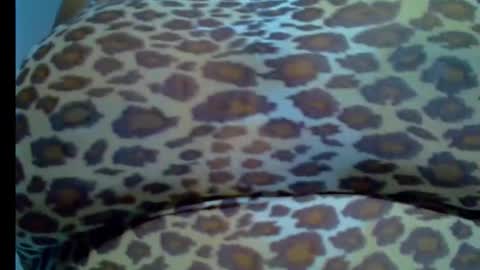 Snapshot of silky_caramel chatting on October 12, 8:30 pm Caramel online show from October 12, 8:30 pm