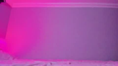 Mila online show from November 4, 7:40 am