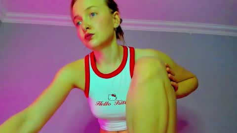 Mila online show from November 25, 9:09 am