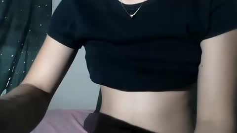 silkykitten_ online show from February 8, 2:15 am