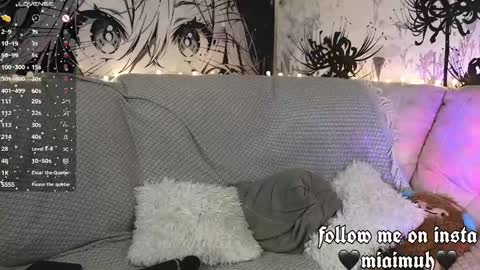 Snapshot of silly_soul chatting on April 15, 9:04 pm Mia online show from April 15, 9:04 pm