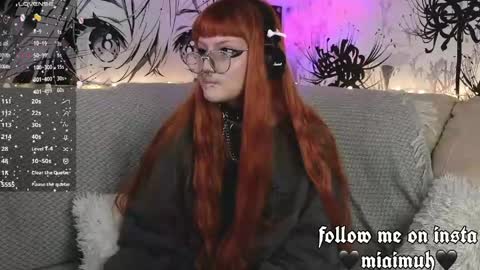 Snapshot of silly_soul chatting on April 24, 9:17 pm Mia online show from April 24, 9:17 pm