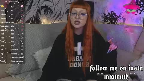 Snapshot of silly_soul chatting on May 19, 9:10 pm Mia online show from May 19, 9:10 pm