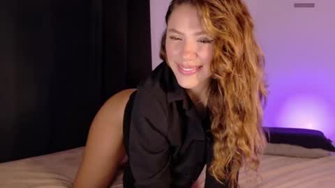 silavna249 online show from May 27, 8:17 pm