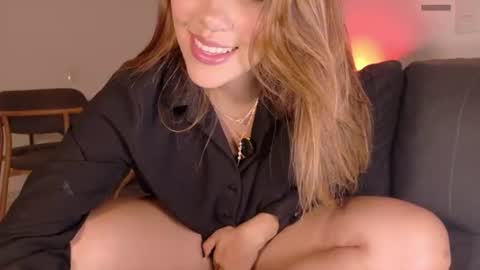 silavna249 online show from July 11, 12:24 am