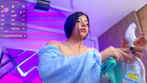 SIlvana  online show from January 20, 6:53 pm