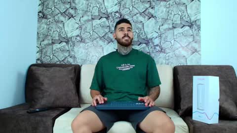 silavno online show from December 24, 10:17 pm