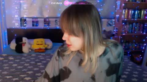 Snapshot of silvercherub chatting on February 24, 4:38 pm silvercherub online show from February 24, 4:38 pm