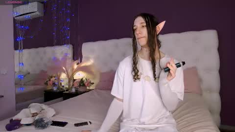 Snapshot of silvermuse chatting on February 19, 8:49 pm silvermuse online show from February 19, 8:49 pm